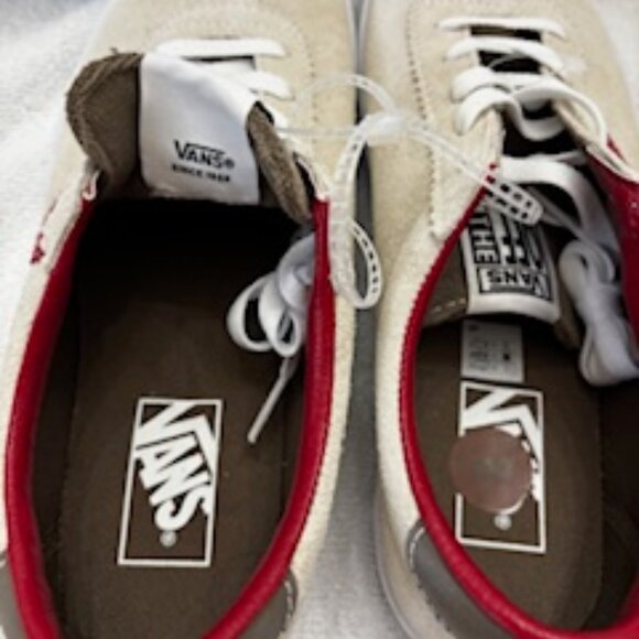 Vans suede and leather low top lace-up sneaker NWOT Size 8 - Picture 6 of 10